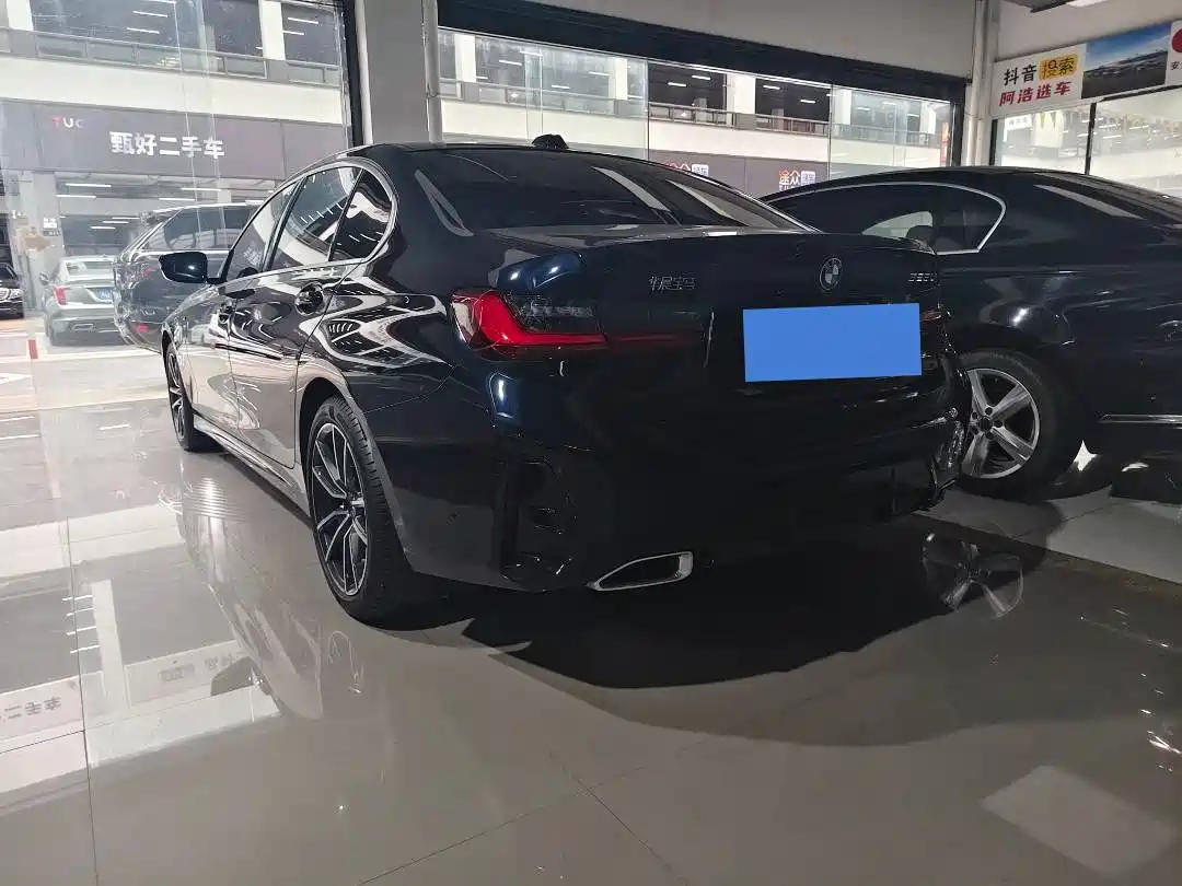 BMW 3 Series 2025 325Li M Sport Package фото 12