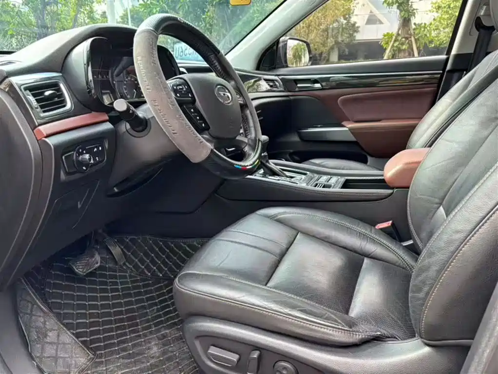 GAC Trumpchi Trumpchi GS8 2017 320T 2WD Luxury Smart Connect (7-seater) фото 14