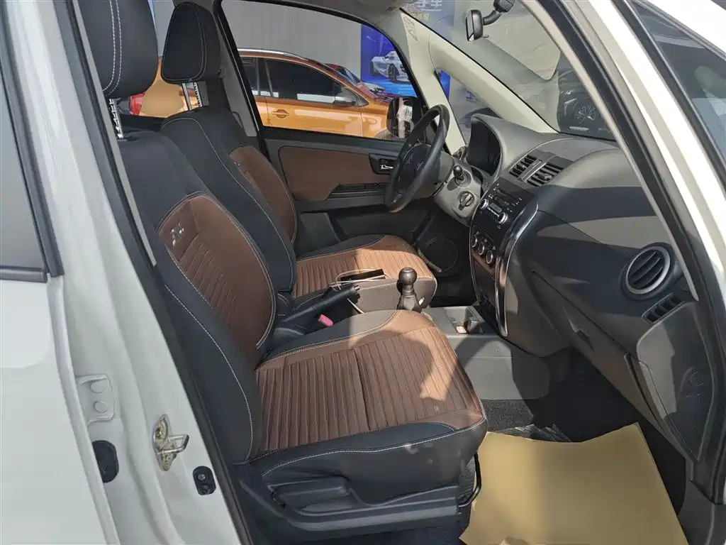 Suzuki SX4 2017 2016 1.6L Manual Classic