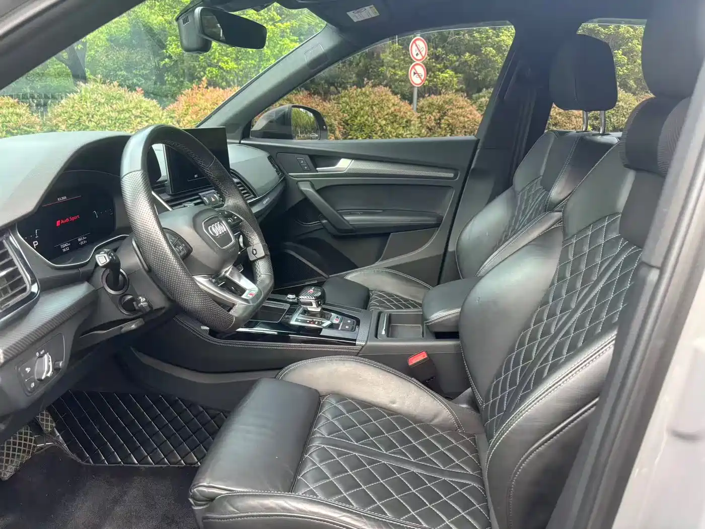 Audi Q5L Sportback 2021 40 TFSI Launch Special Edition фото 8