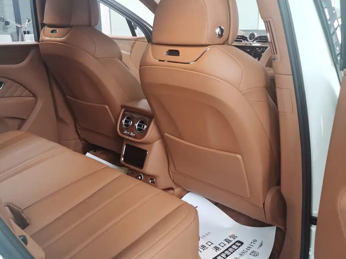 Bentley Bentayga 2026 2022 4.0T V8