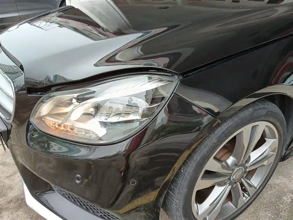 Mercedes-Benz E-Class 2014 Facelift E 300 L Sport фото 24