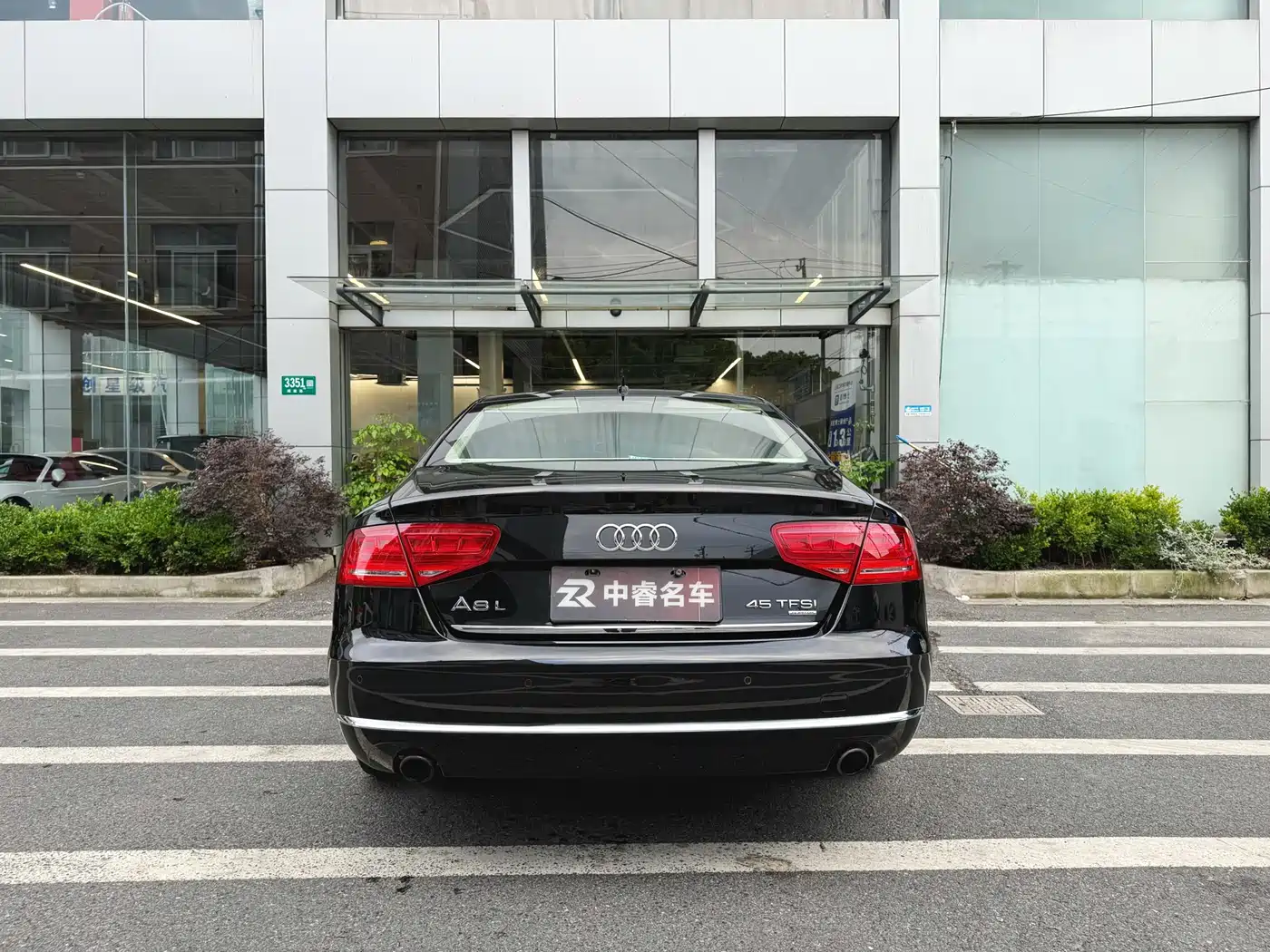 Audi A8 2012 A8L 45 TFSI quattro Comfort фото 15