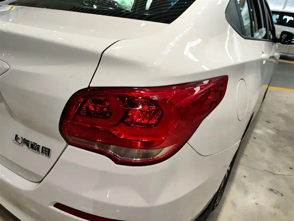 Chevrolet Cavalier 2019 320 Auto Sunroof Enjoyment Edition фото 8