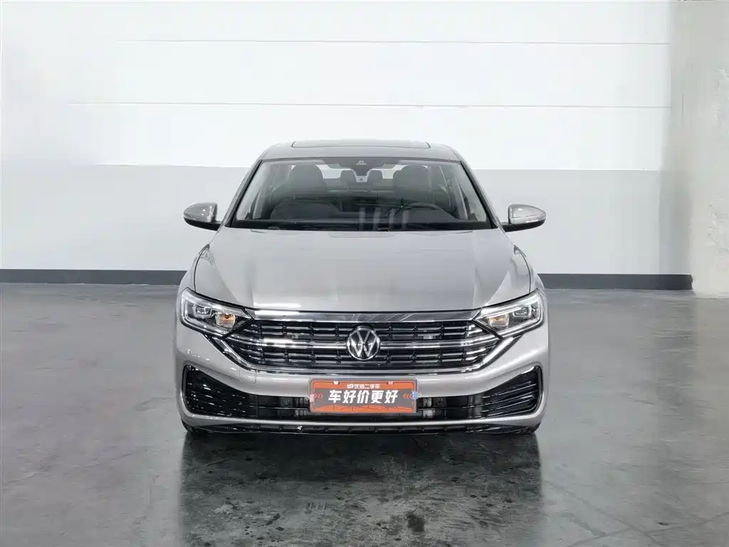 Volkswagen Sagitar 2023 300TSI DSG Surpassing Edition фото 3