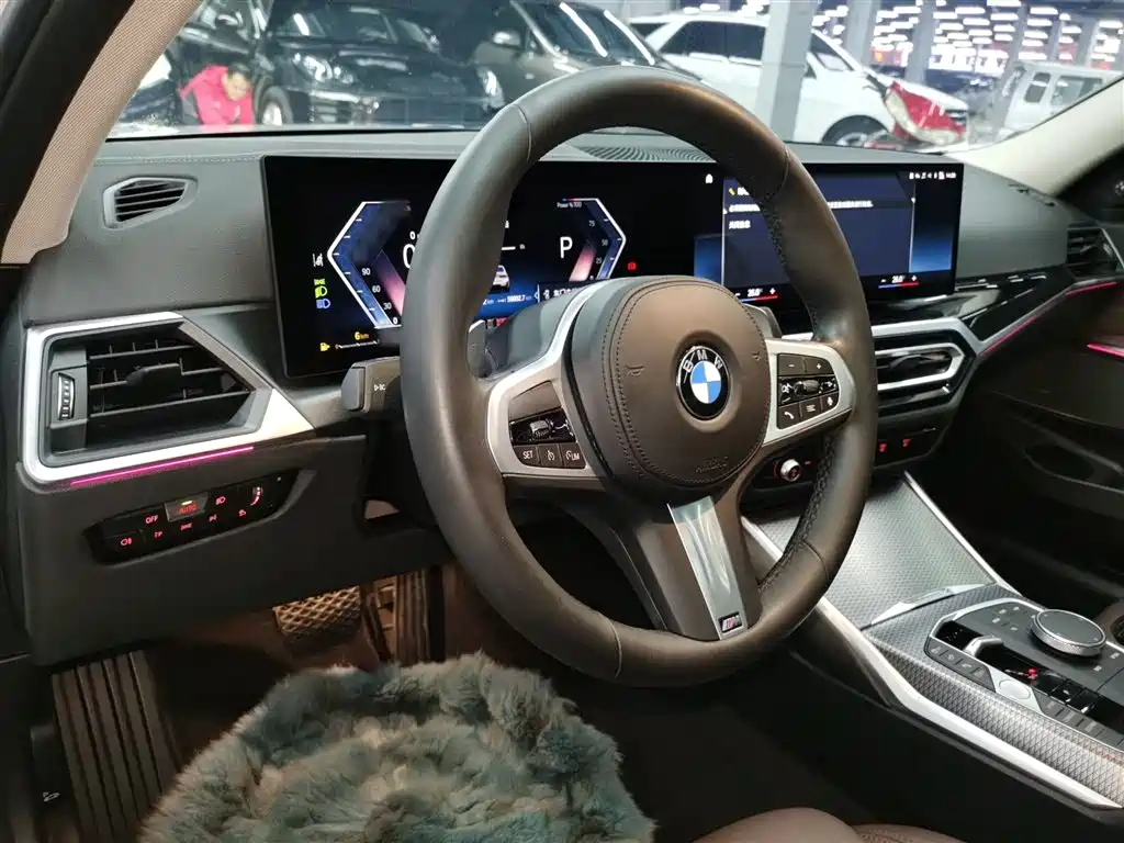 BMW 3 Series 2023 325Li M Sport Black Night Package фото 6