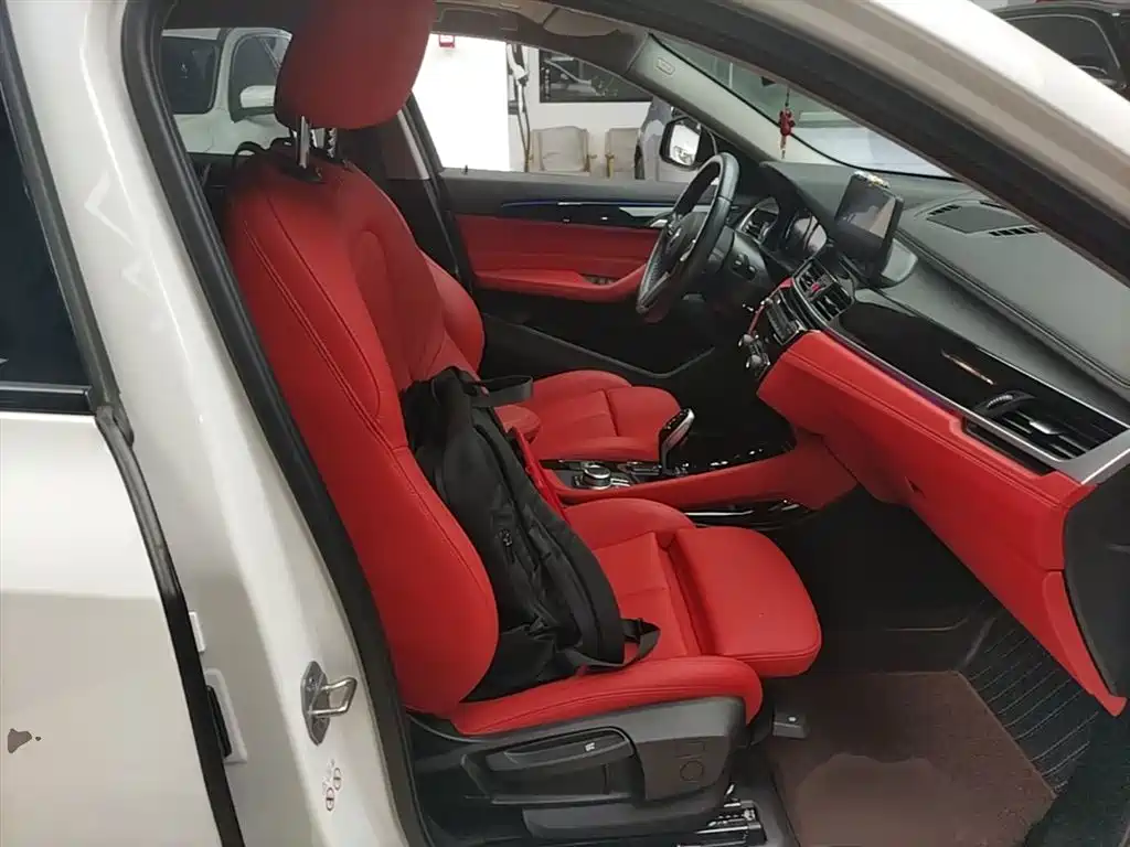 BMW X2 2022 sDrive25i M Sport Package фото 25