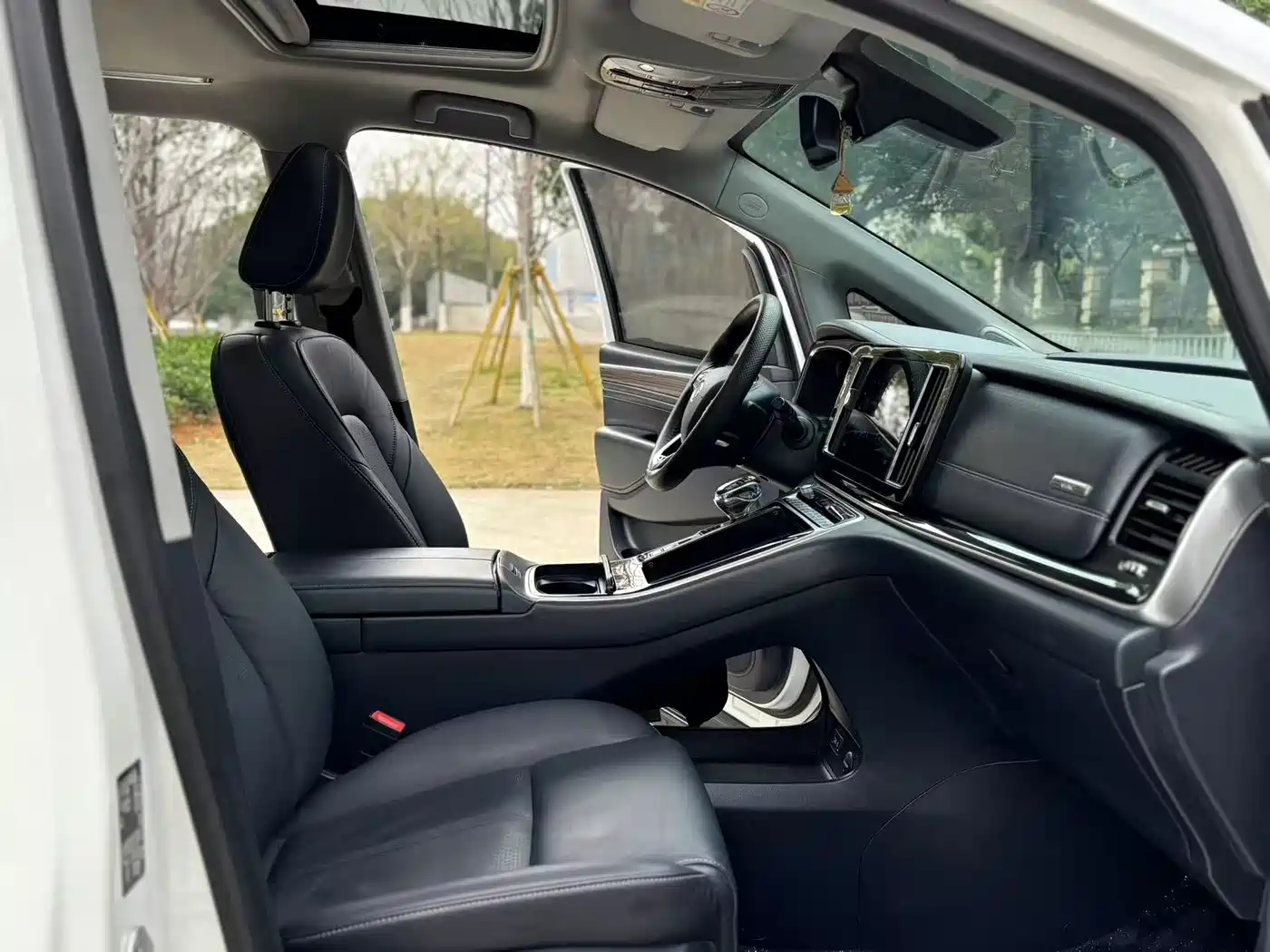 GAC Trumpchi Trumpchi M8 2021 Master Series 390T Prestige Edition фото 7