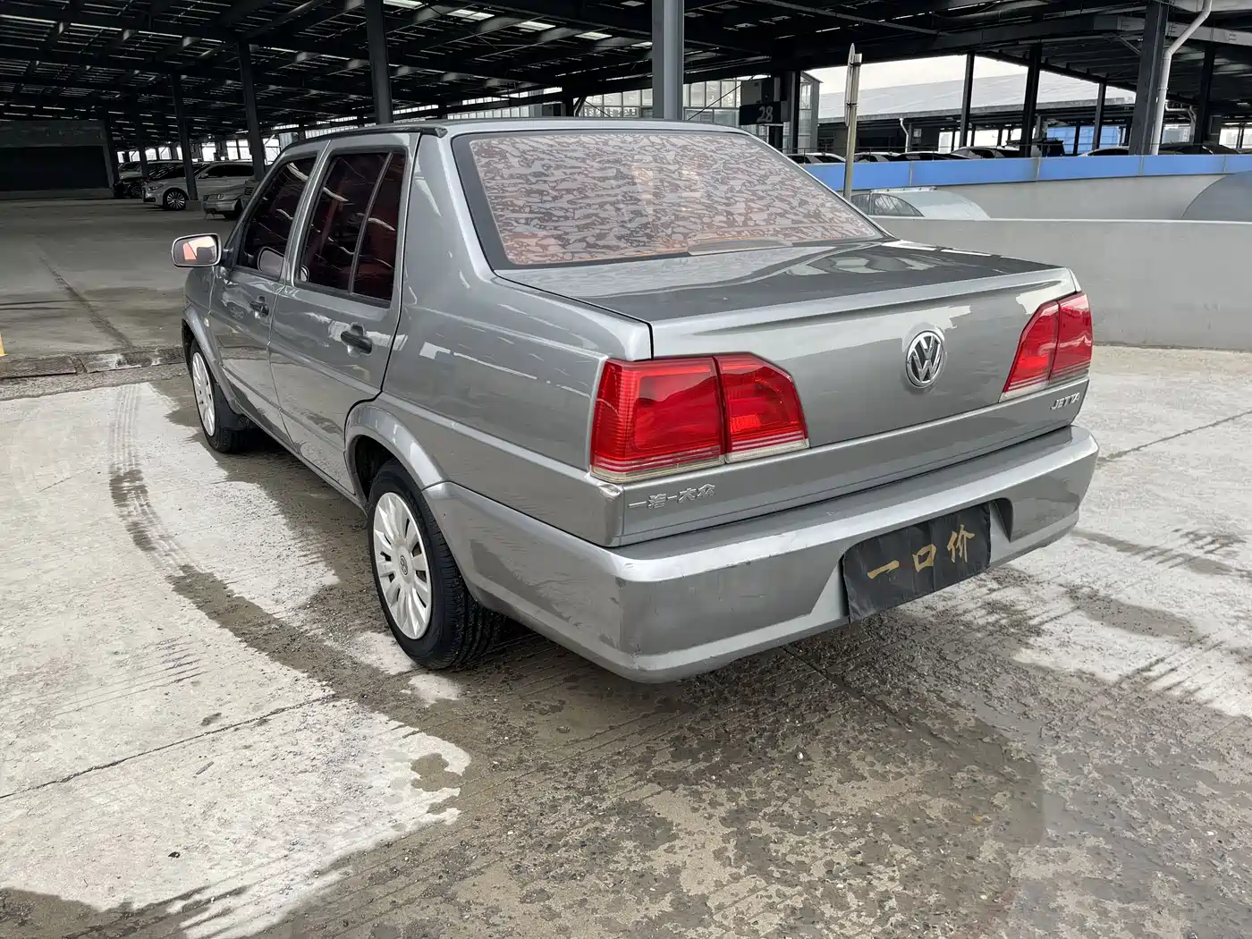 Volkswagen Jetta 2010 1.6L Partner фото 9