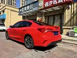 Фото 4 - Ford Focus
