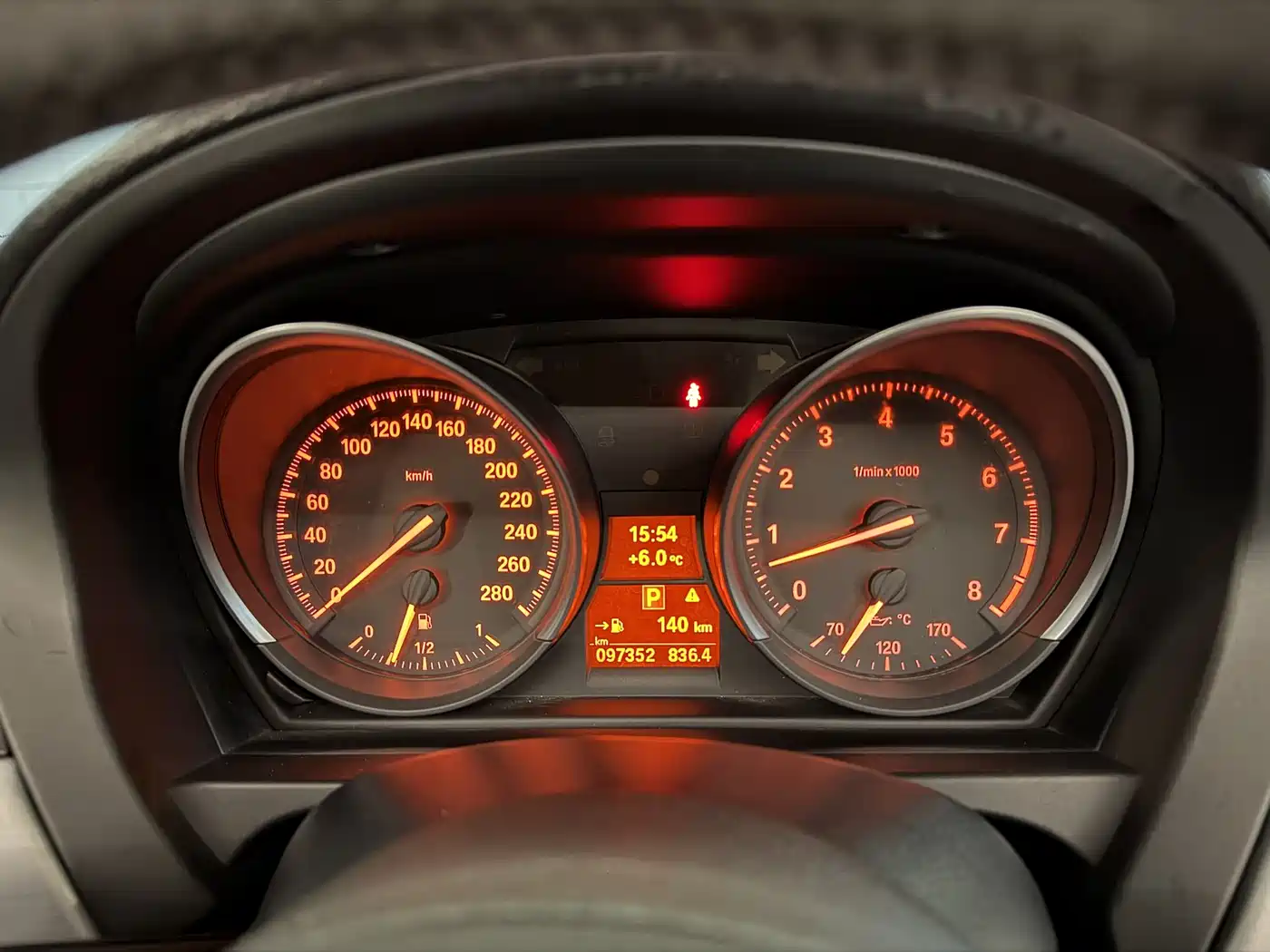 BMW Z4 2012 sDrive20i Leading фото 23