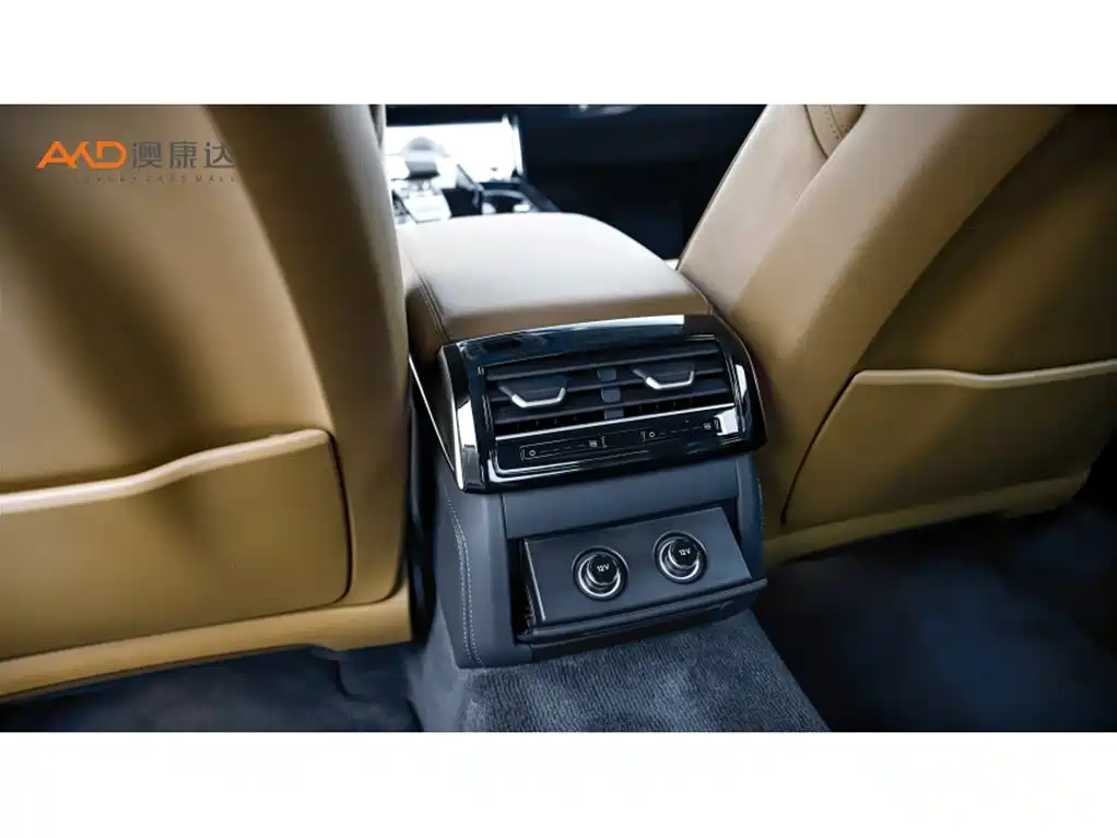 Audi A8 2023 A8L 50 TFSI quattro Exclusive фото 9