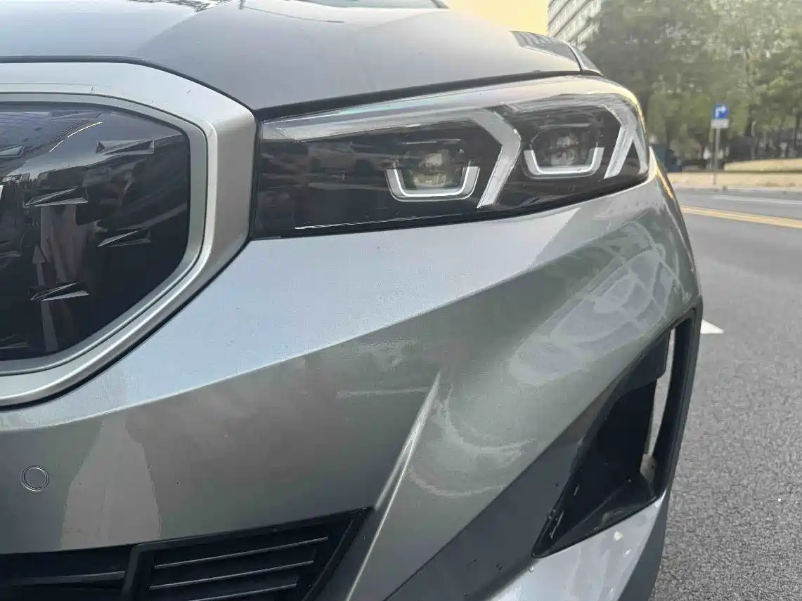 BMW i3 2022 eDrive 35 L фото 23