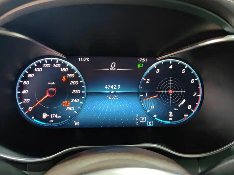 Mercedes-Benz GLC 2021 GLC 260 L 4MATIC Sporty фото 14