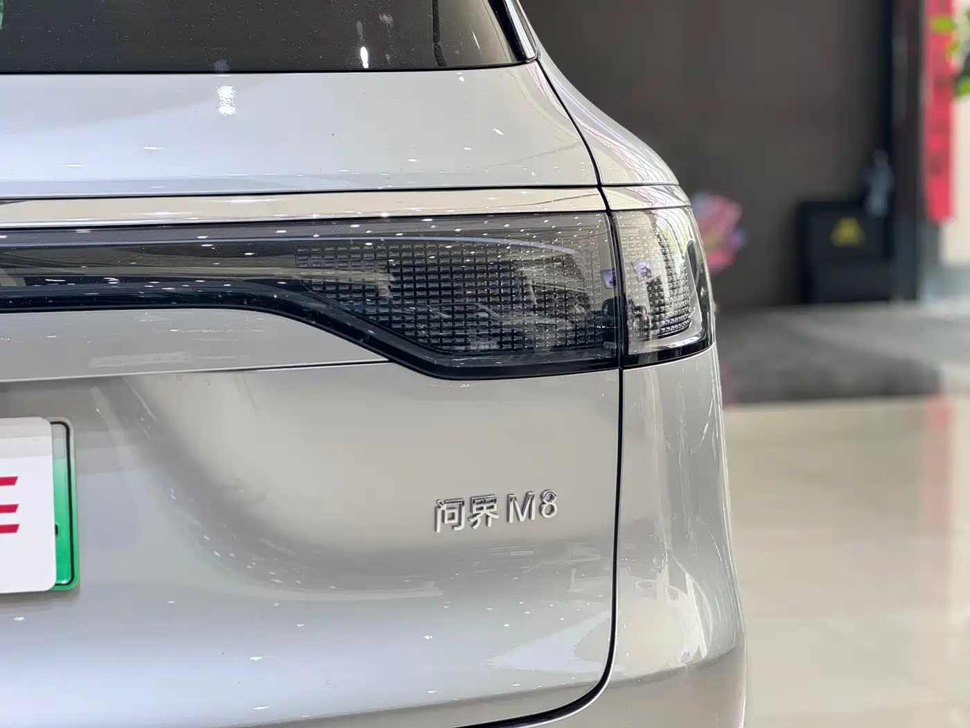 AITO Wenjie AITO M8 2025 Model Extended Range Max+ Edition 53.4kWh 6-Seater фото 21