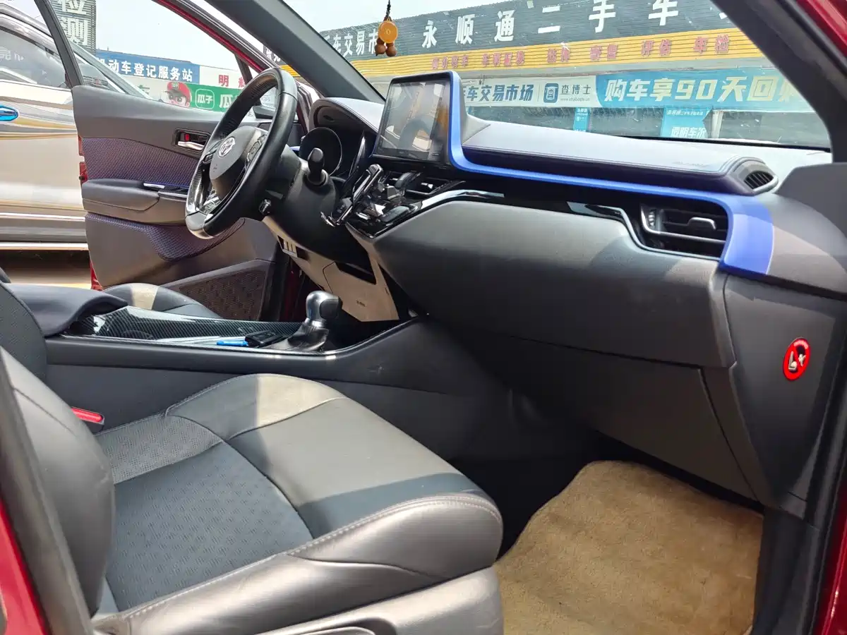 Toyota IZOA 2018 2.0L Yichi Edition China V фото 14