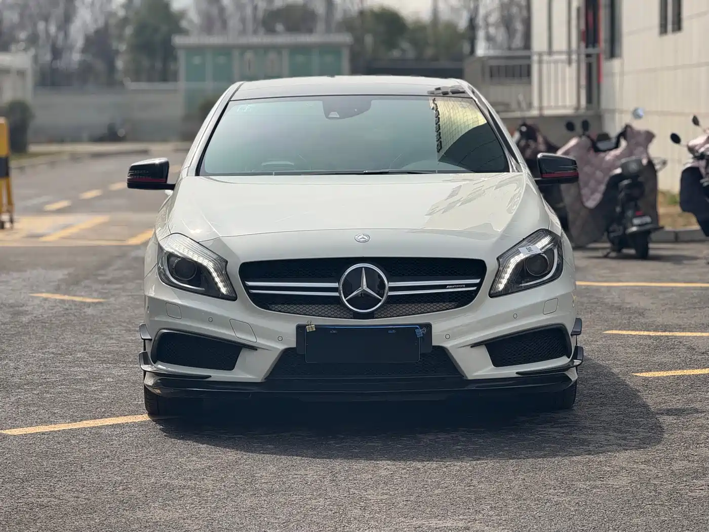 Mercedes-Benz A-Class AMG (Import) 2014 AMG A 45 4MATIC фото 2