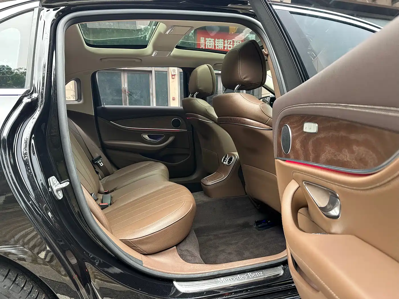 Mercedes-Benz E-Class 2023 Facelift E 300 L Fashion фото 13