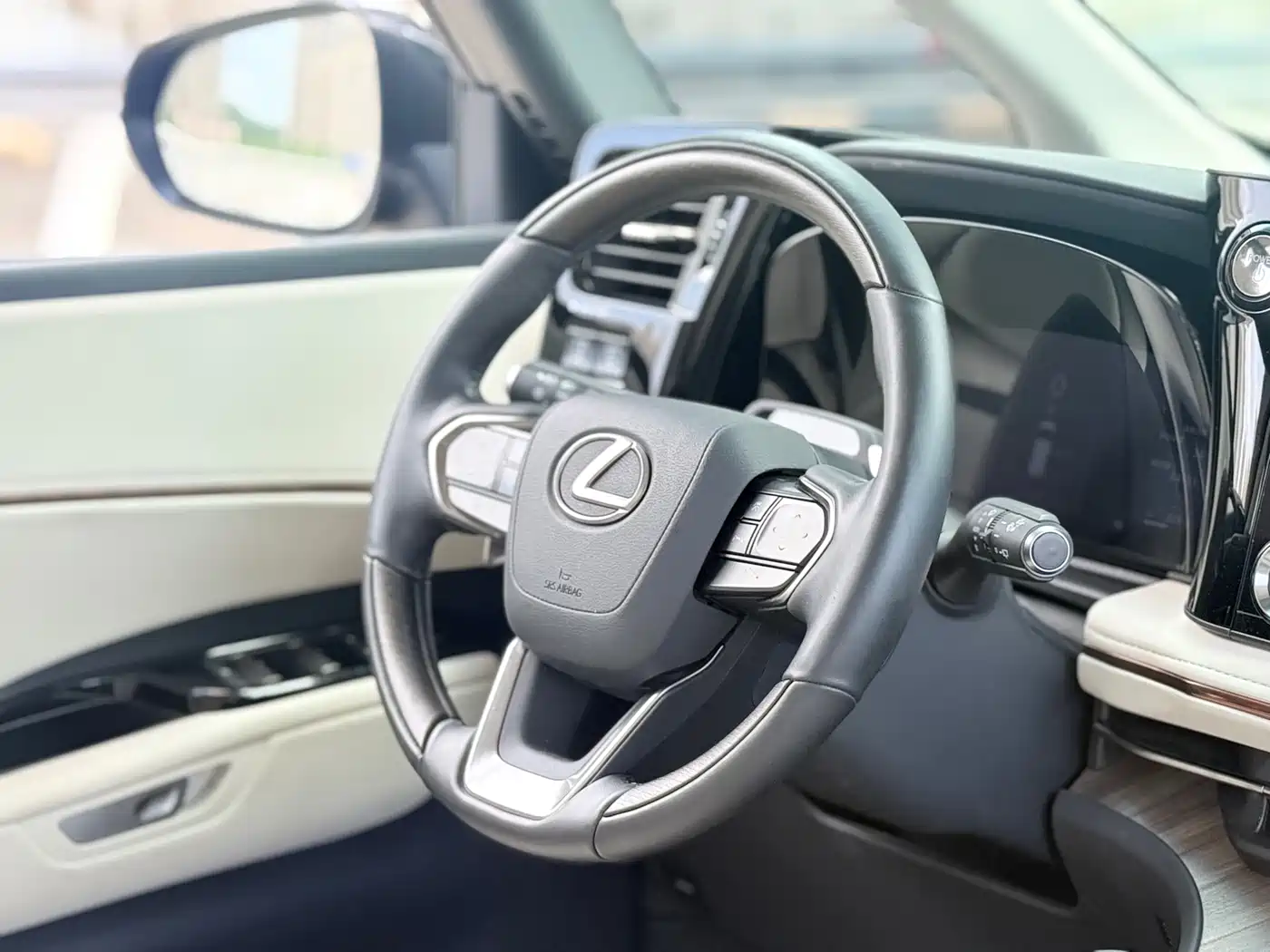 Lexus LM 2025 2025 Model 500h Six-Seater Prestige Edition