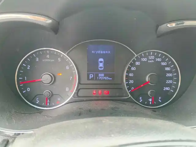 Kia K3 2015 1.6L Automatic GLS — фото 4