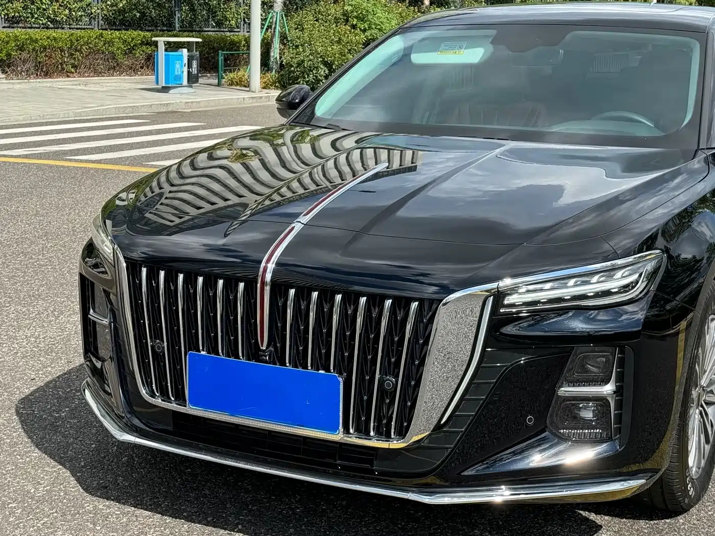 Hongqi H5 2025 1.5T DCT Qiyue 500,000 Units Commemorative Edition фото 2