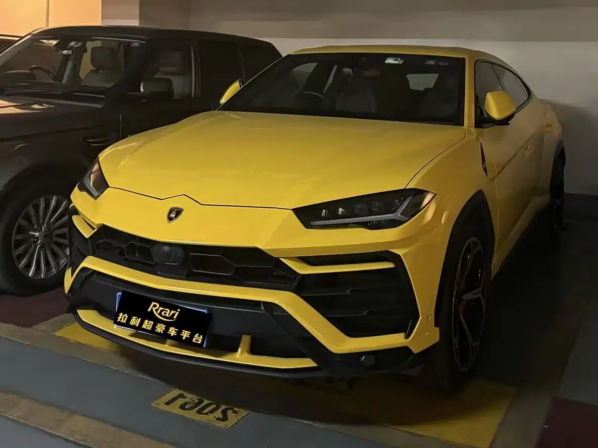 Lamborghini Urus 2021 4.0T V8
