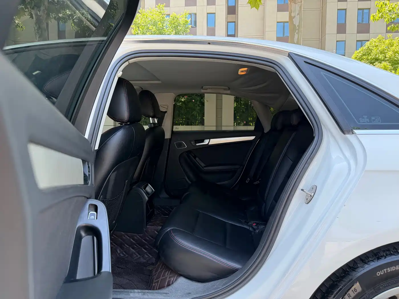 Audi A4L 2013 35 TFSI Automatic Standard фото 7