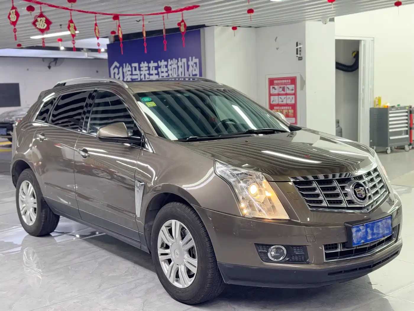 Cadillac SRX 2015 3.0L Elite фото 3