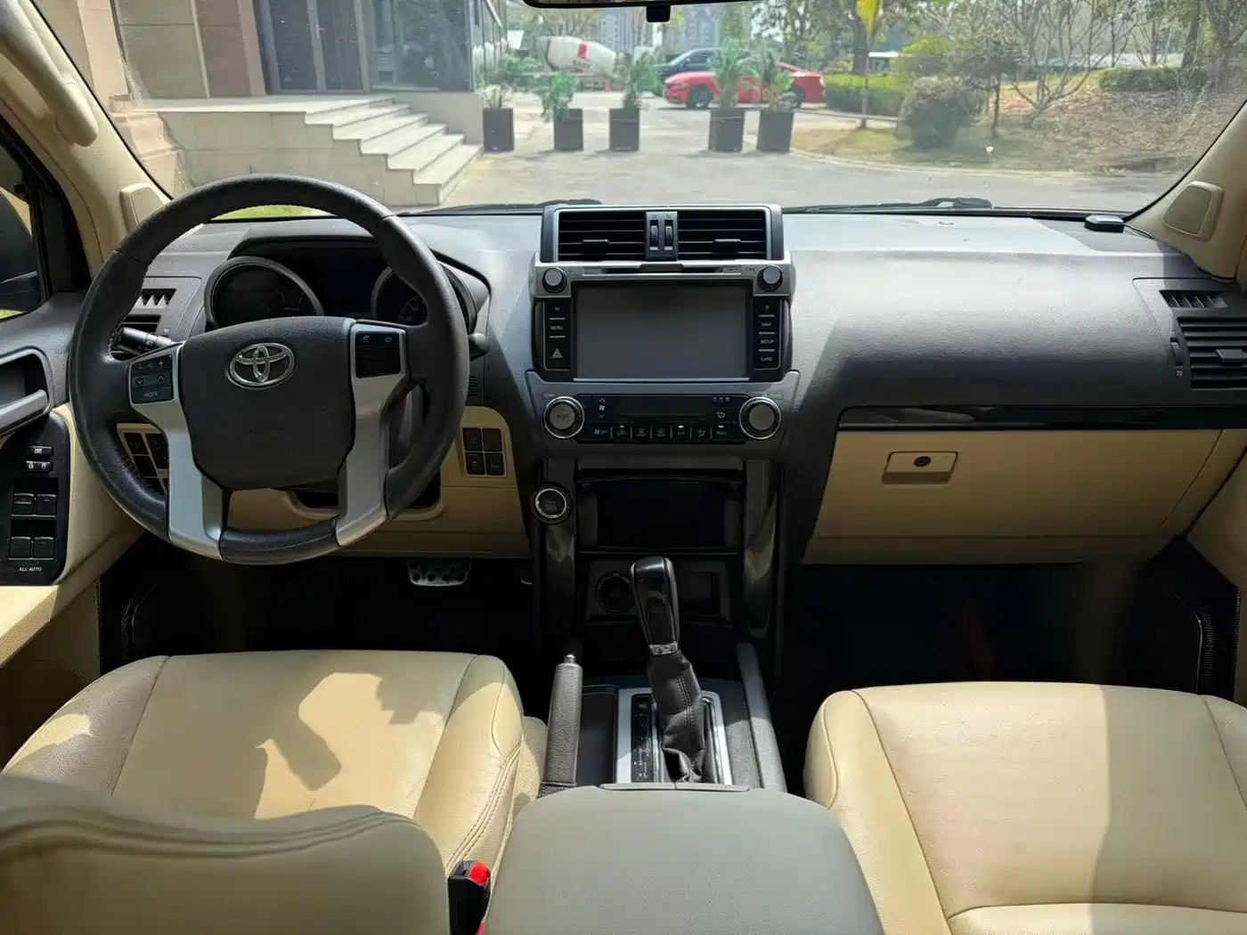 Toyota Prado (Import) 2014 2.7L Automatic Standard Edition фото 5