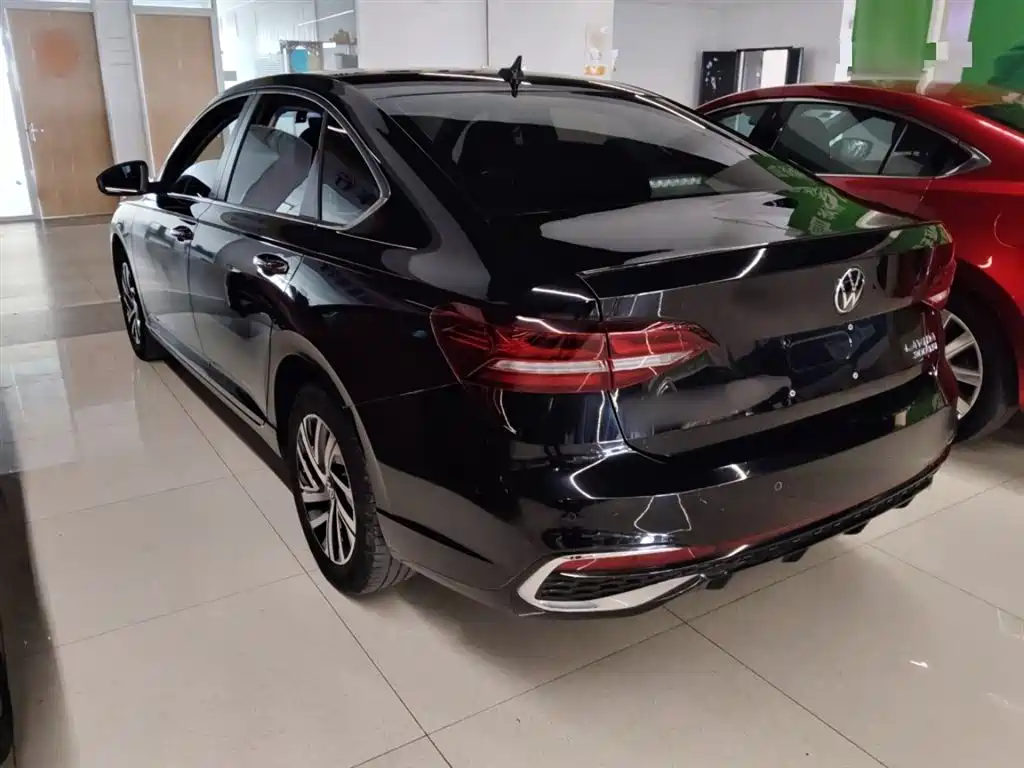 Volkswagen Lavida 2024 Model 300TSI DSG Starlight Full Comfort Edition фото 5