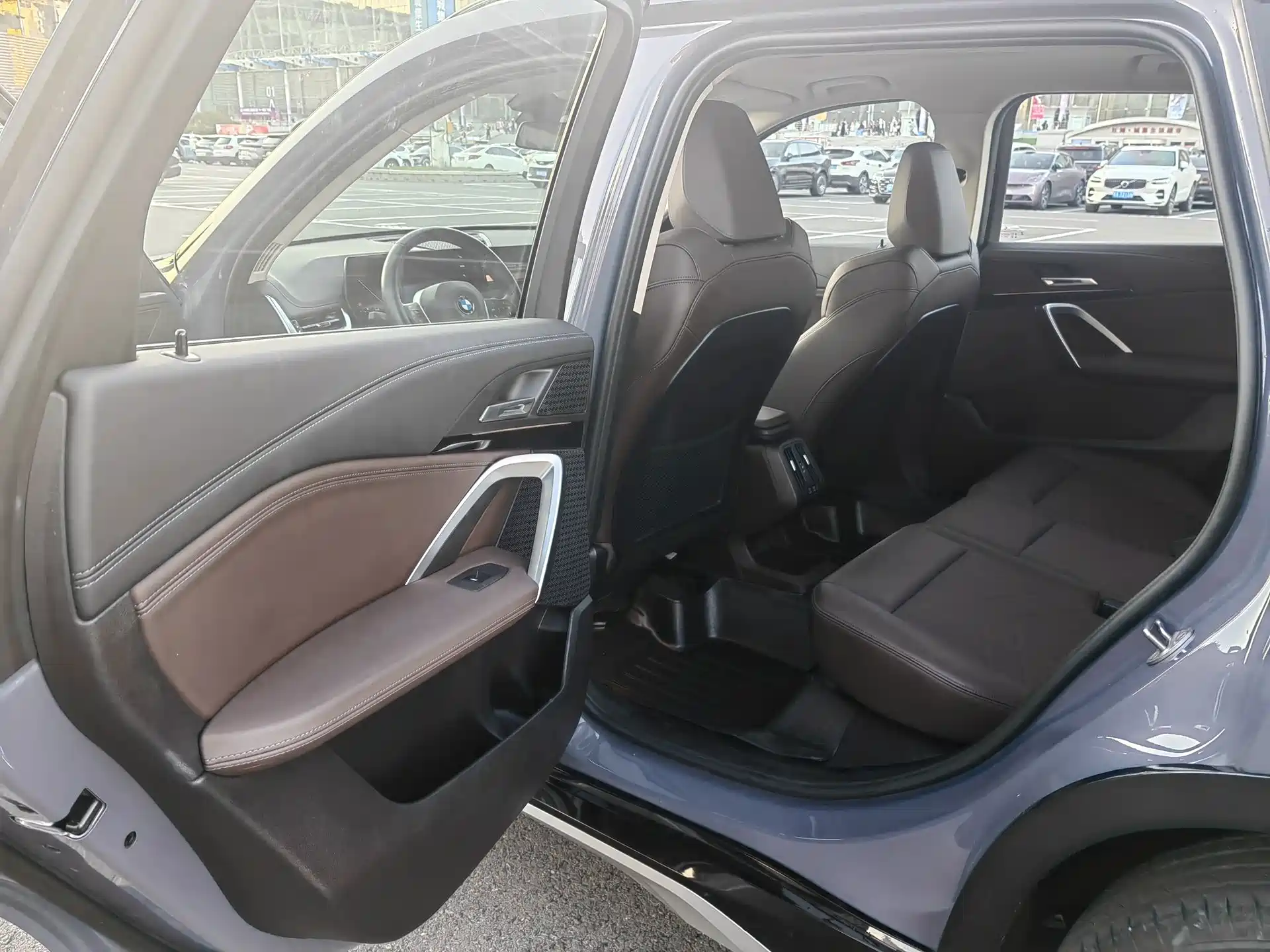 Фото 11 - BMW X1