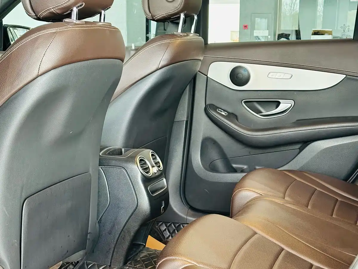Mercedes-Benz GLC 2022 Model GLC 260 L 4MATIC Dynamic Edition фото 16