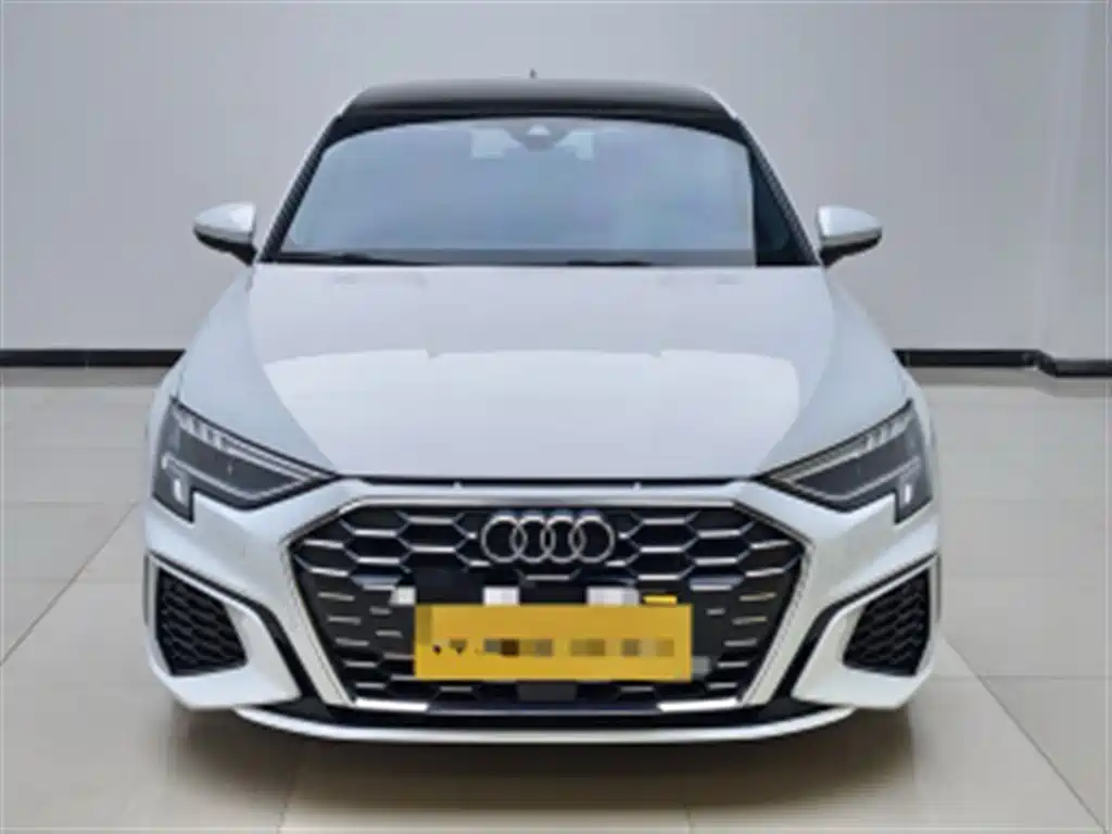 Audi A3 2023 Facelift Sportback 35 TFSI Progressive Sport фото 2