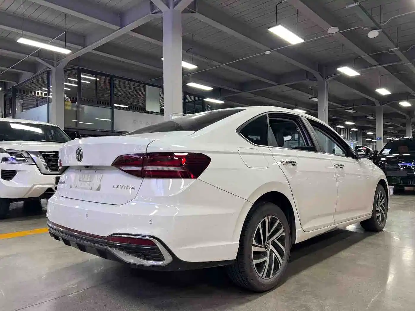 Volkswagen Lavida 2024 Model 1.5L Automatic Starlight 5 Million Edition фото 9
