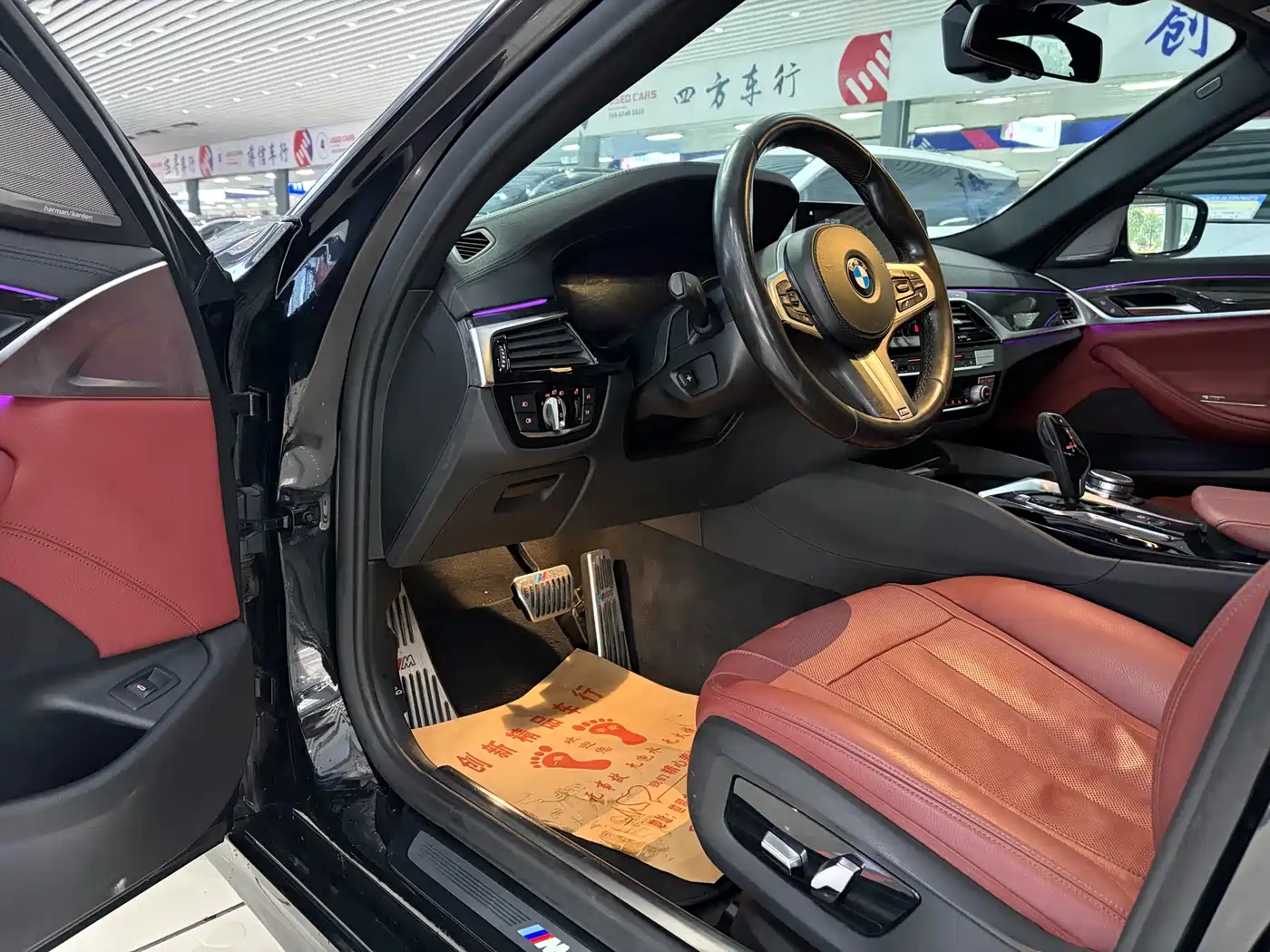 BMW 5 Series 2019 530Li Leading M Sport Package фото 5