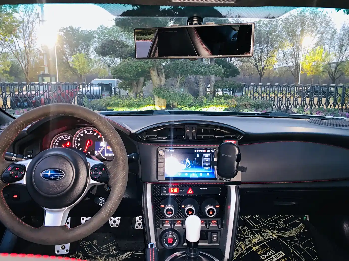 Subaru BRZ 2017 2.0i Manual type-S Edition фото 4