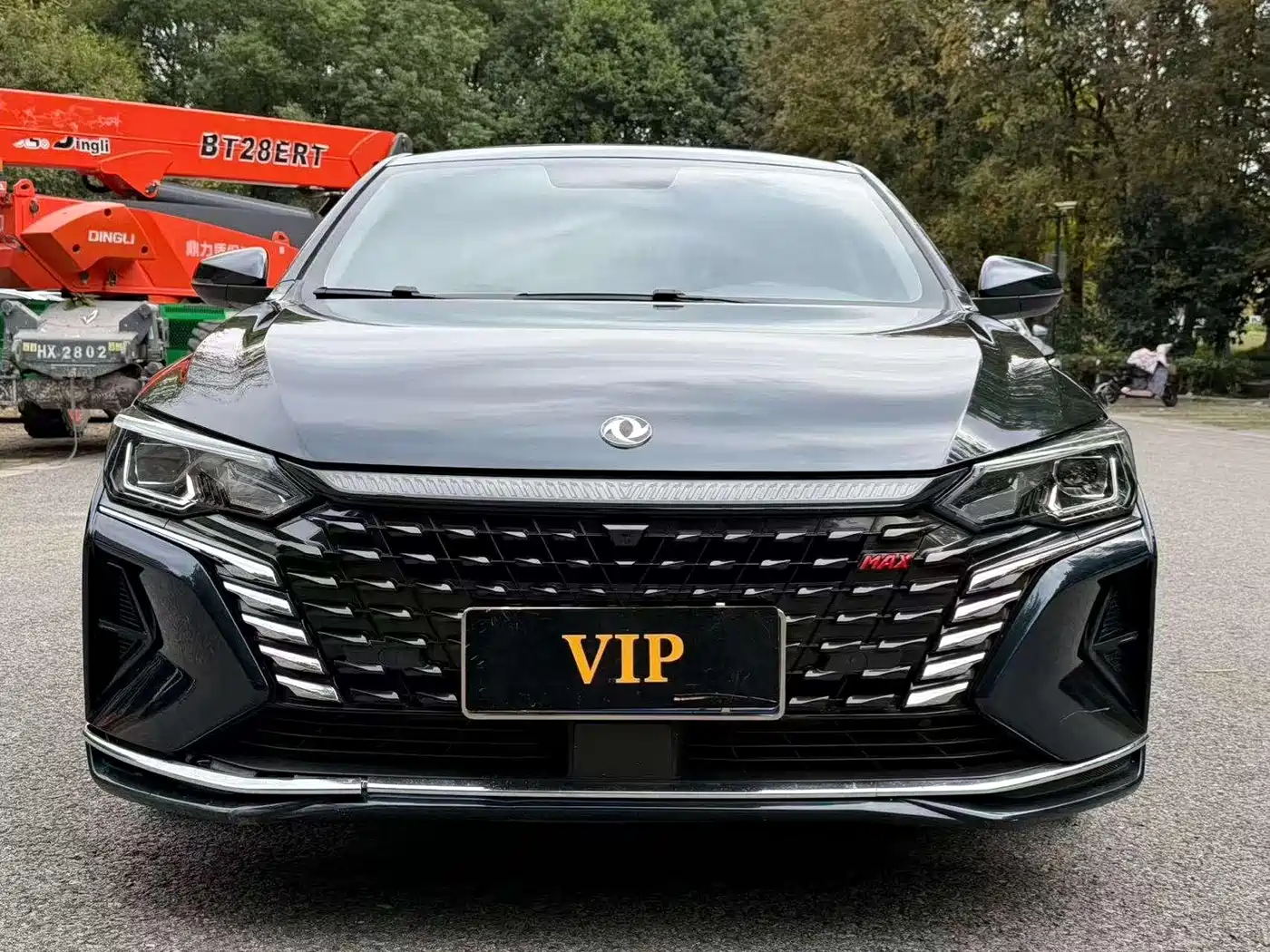 DONGFENG YI HYUN MAX