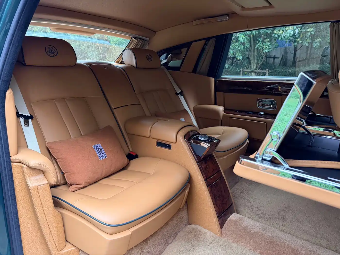 Rolls-Royce Phantom 2013 6.7L Extended Wheelbase (EWB) фото 13