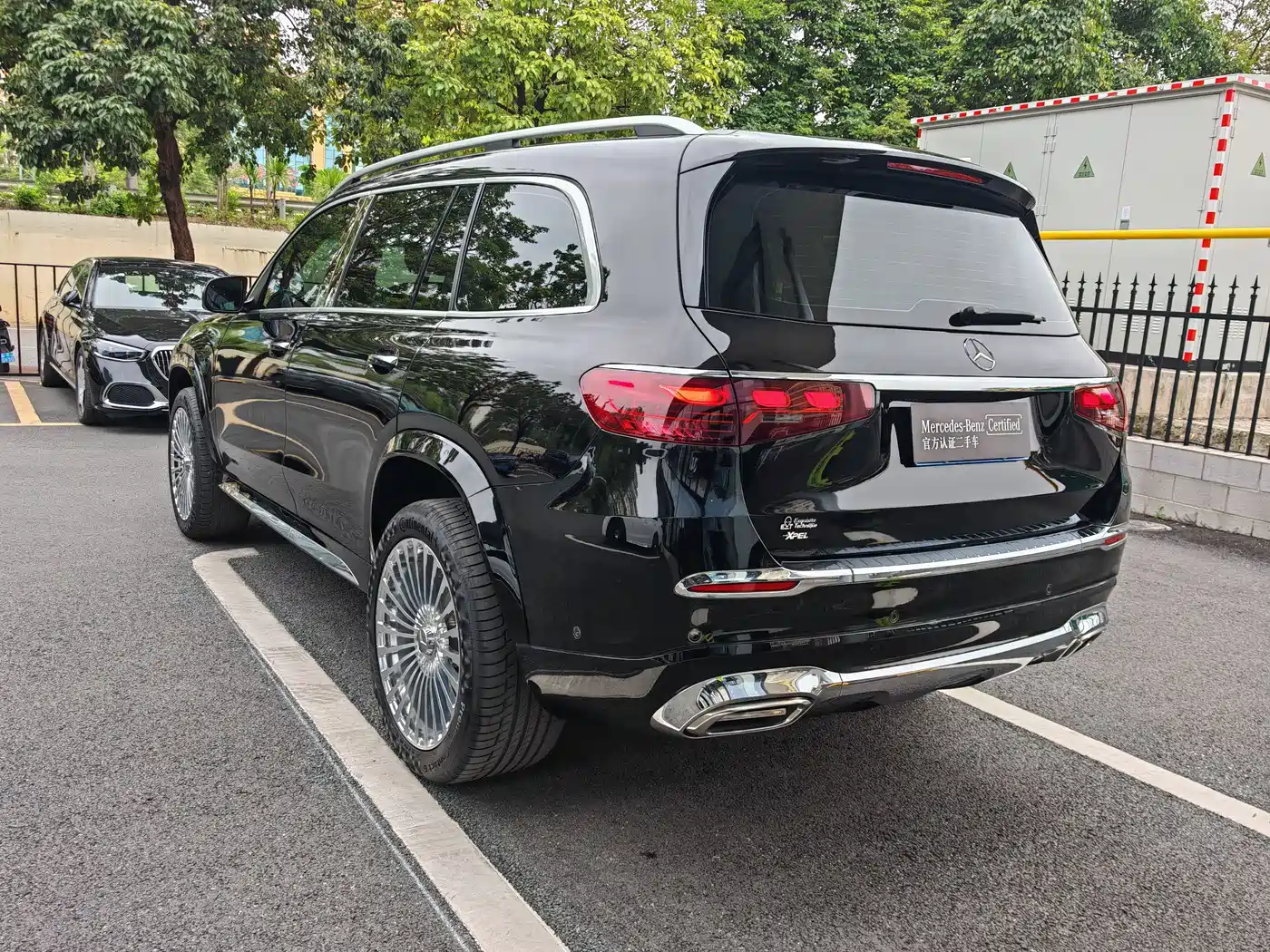Mercedes-Benz GLS 2024 GLS 450 4MATIC Fashion Edition фото 15