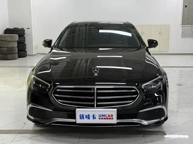 Mercedes-Benz E-Class 2023 E 300 L Luxury — фото 2