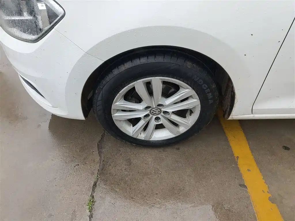 Volkswagen Santana 2016 1.6L Automatic Comfort Edition фото 25