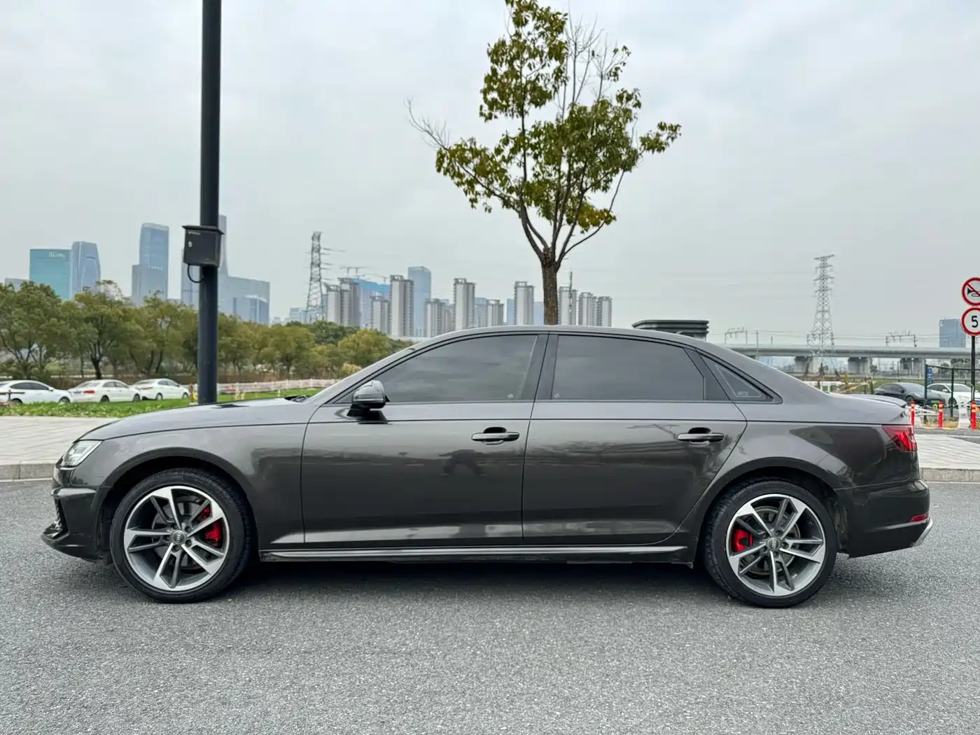 Audi A4L 2019 40 TFSI Sport (China VI) фото 7