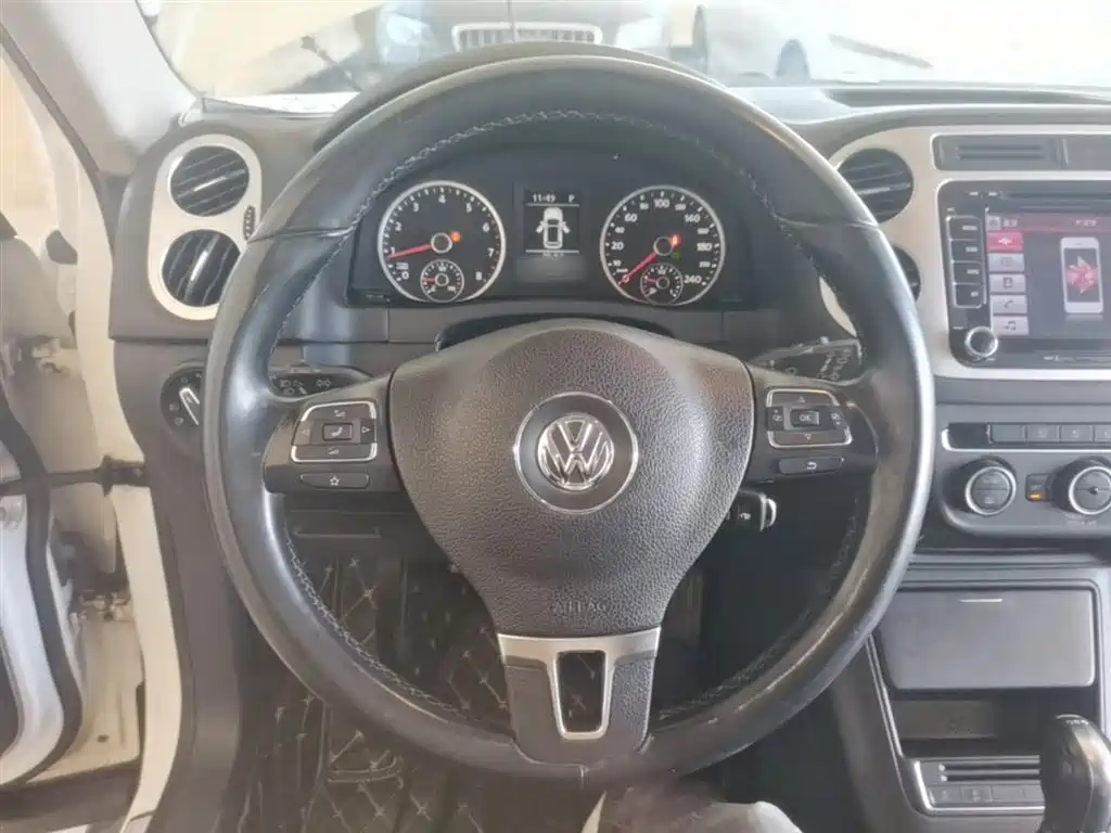 Volkswagen Tiguan 2016 280TSI Automatic 2WD Silk Road Comfort фото 11