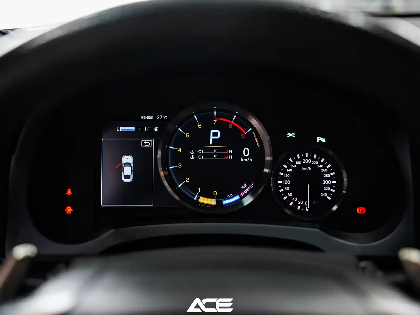 Lexus RC F 2016 F 5.0L Carbon Fiber Edition фото 16