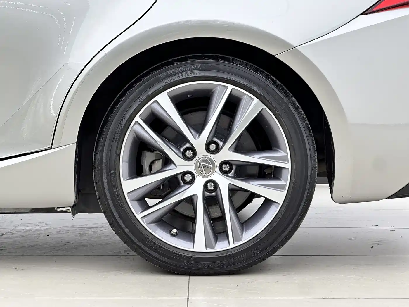 Lexus IS 2017 300 F SPORT фото 14