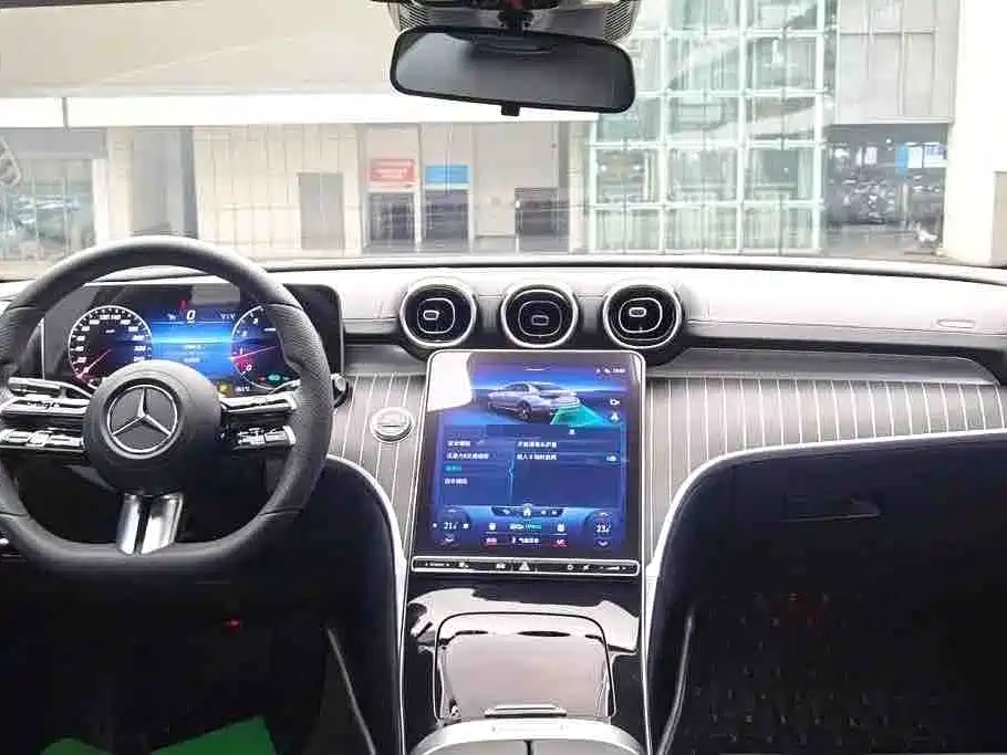 Mercedes-Benz C-Class 2022 Facelift C 200 L Sport фото 4