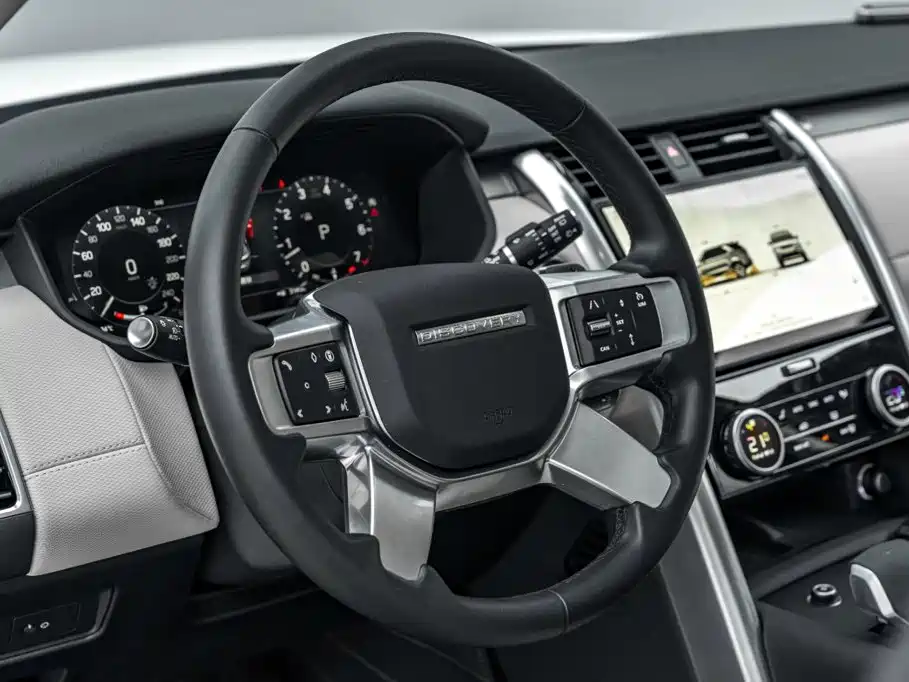 Land Rover Discovery 2024 2024 360PS Dynamic SE