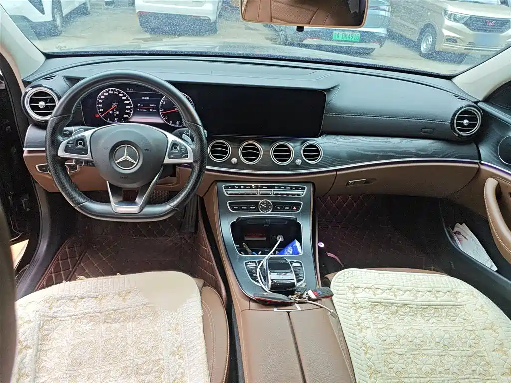 Mercedes-Benz E-Class 2018 Facelift E 200 L Sport фото 13