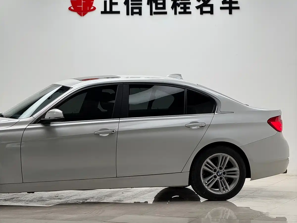 BMW 3 Series 2017 320Li Fashion фото 26