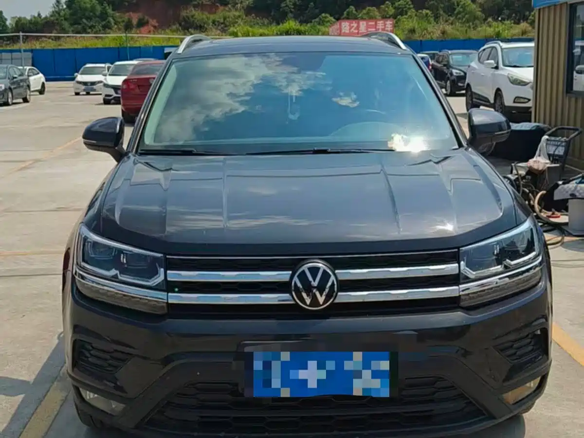 Volkswagen Tharu